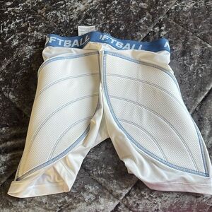 Softball sliding short